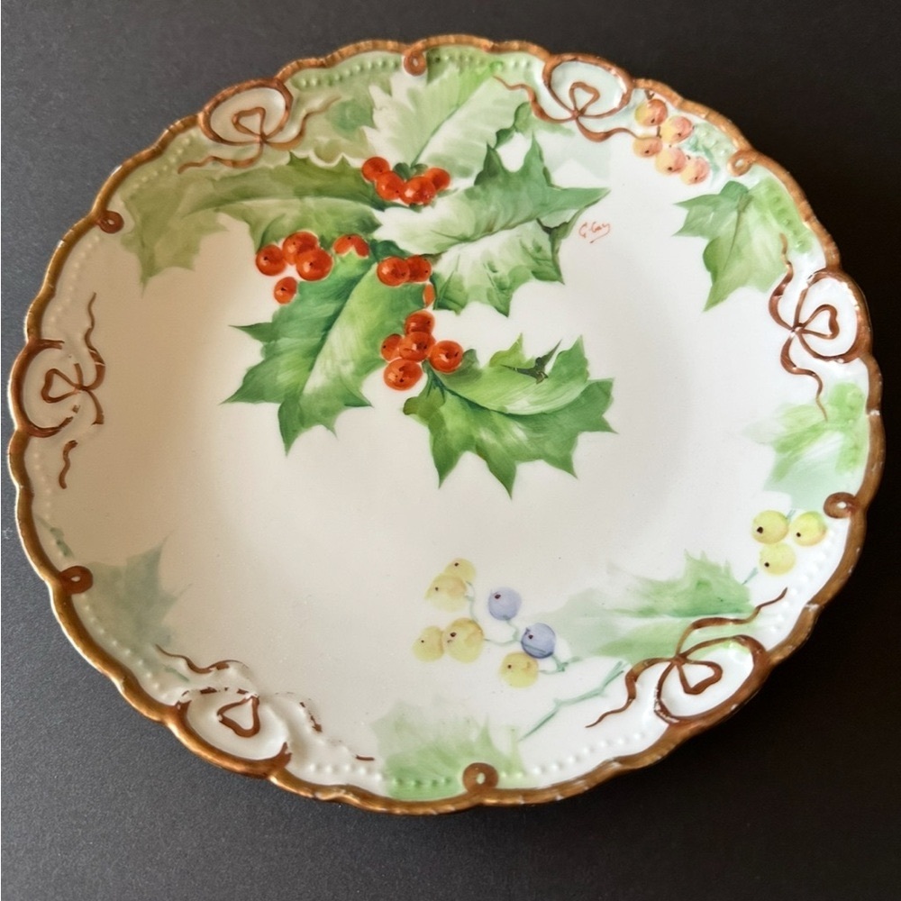 Vintage Ginori Italian Plate Hand Painted Holly & Berries Signed Gold Edge 8.75”